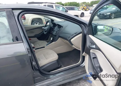 2016 Ford Focus Se from USA, damaged, VIN 1FADP3K26GL376715